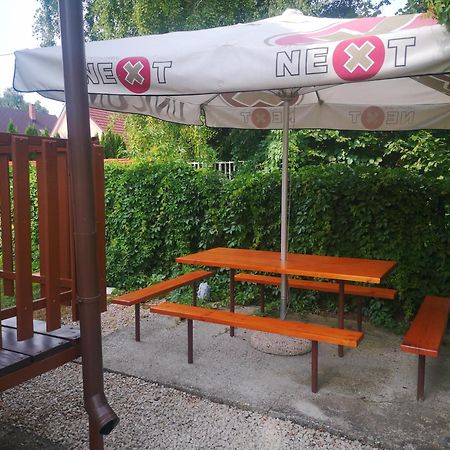 Vadasztanya Apartmanhazak Шіофок Номер фото