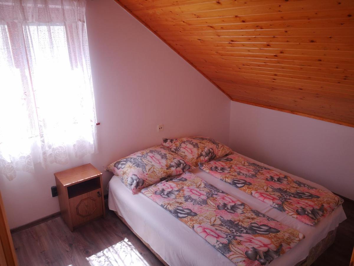 Vadasztanya Apartmanhazak Шіофок Екстер'єр фото