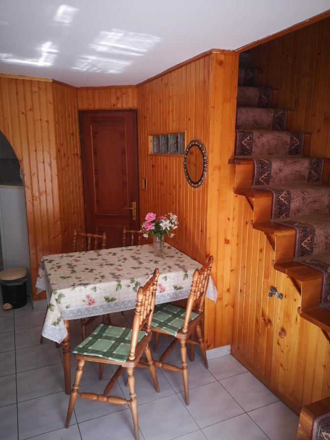 Vadasztanya Apartmanhazak Шіофок Екстер'єр фото