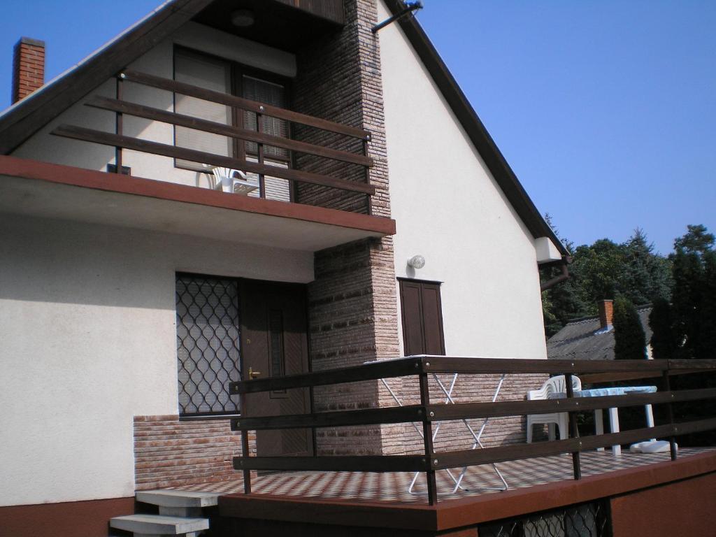Vadasztanya Apartmanhazak Шіофок Номер фото