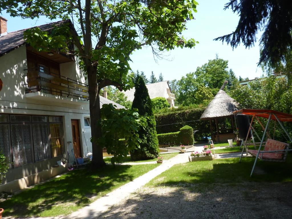 Vadasztanya Apartmanhazak Шіофок Екстер'єр фото